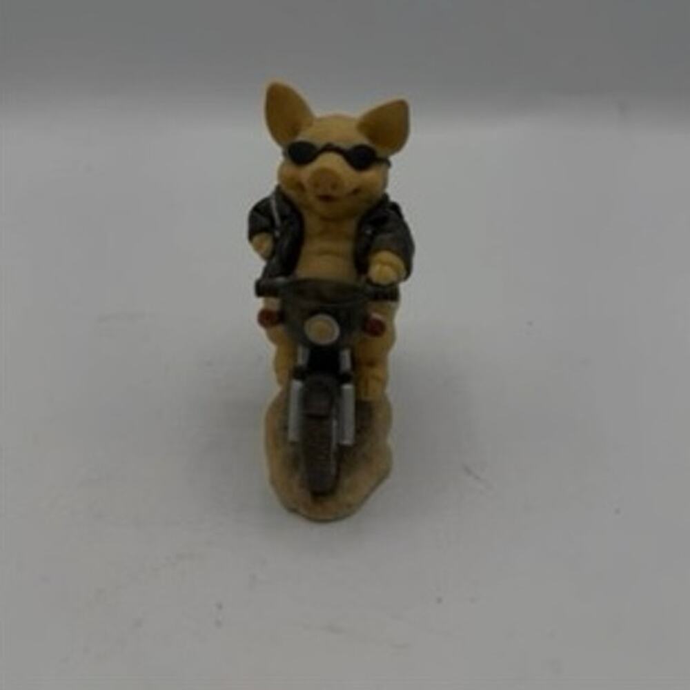 Mellville Born to Ride Pig Biker Motorcycle Figurine Hog Collectible